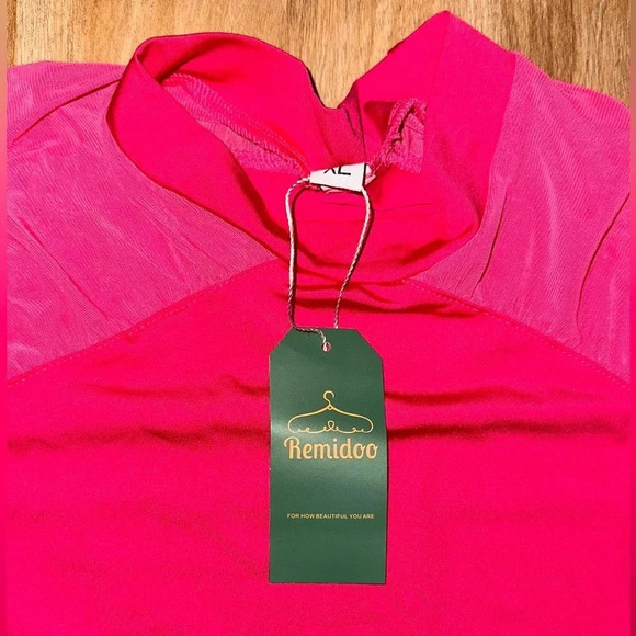 HOT PINK BODY SUIT NWT LONG SLEEVED RUCHED SNAP CROTCH SEXY MOCK NECK XL - Picture 2 of 8